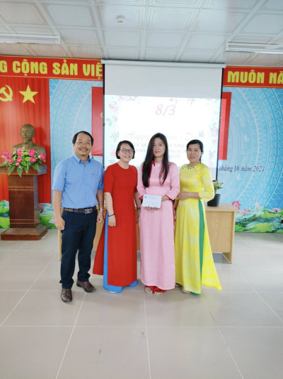 Chào mừng Quốc tế Phụ nữ 8/3 năm 2025