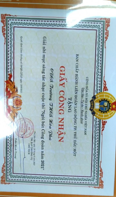 THAM GIA CUỘC THI " NGÒI BÚT CÔNG ĐOÀN"