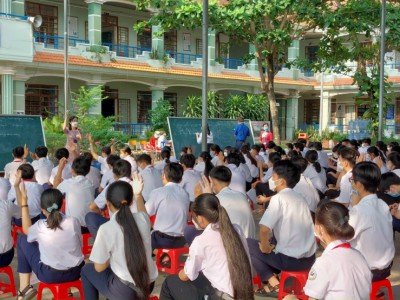 SINH HOẠT NGOẠI KHÓA TIẾNG ANH NĂM HỌC 2021-2022