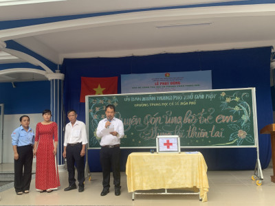 Quyên góp, ủng hộ đến đồng bào và thiếu nhi  trong cơn bão số 3