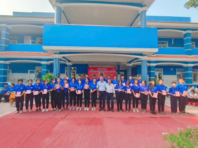 Lễ kết nạp Đoàn cho HS khối 9 năm học 2024-2025
