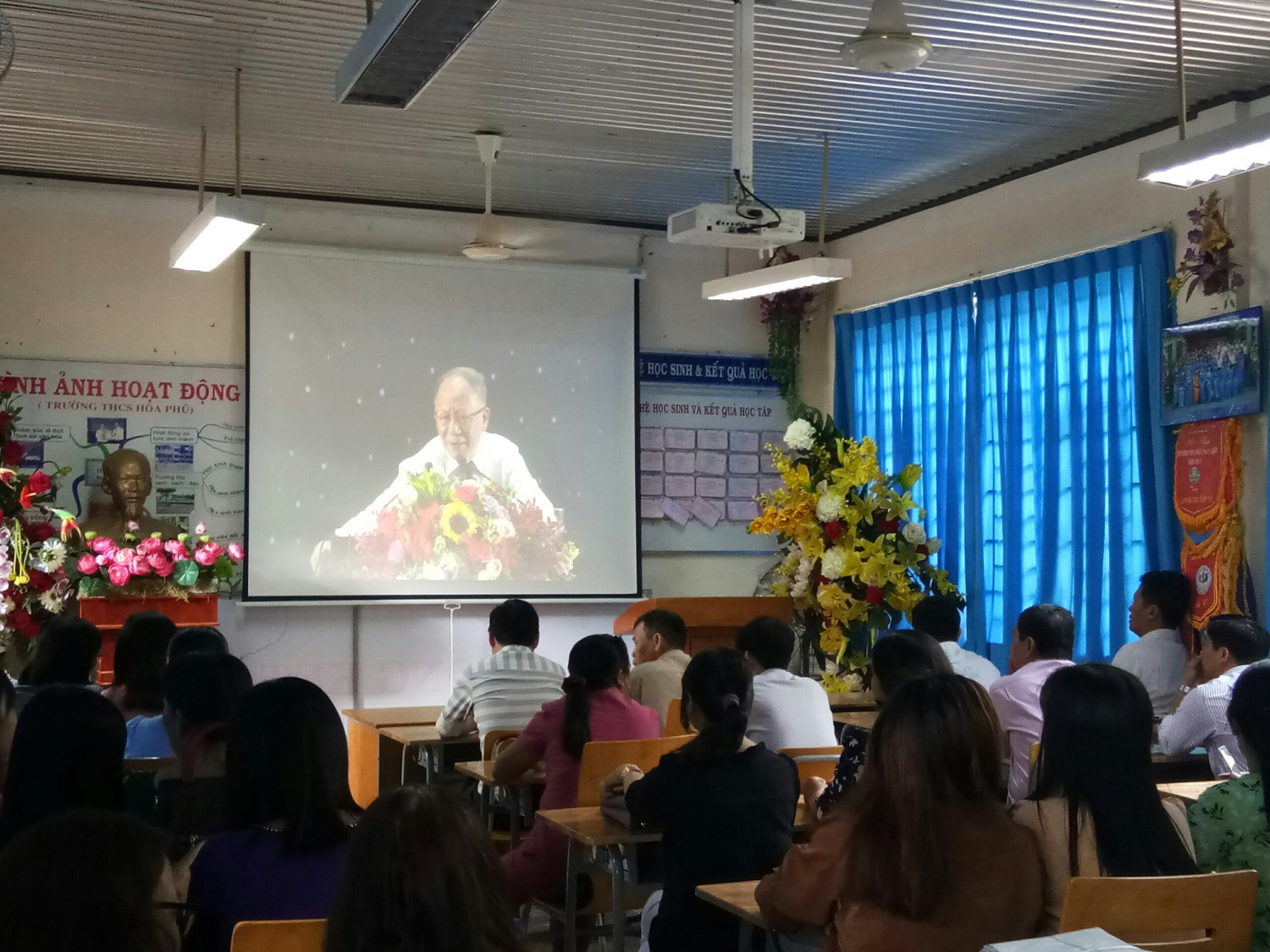 Học tập " Di chúc của Chủ tịch Hồ Chí Minh"